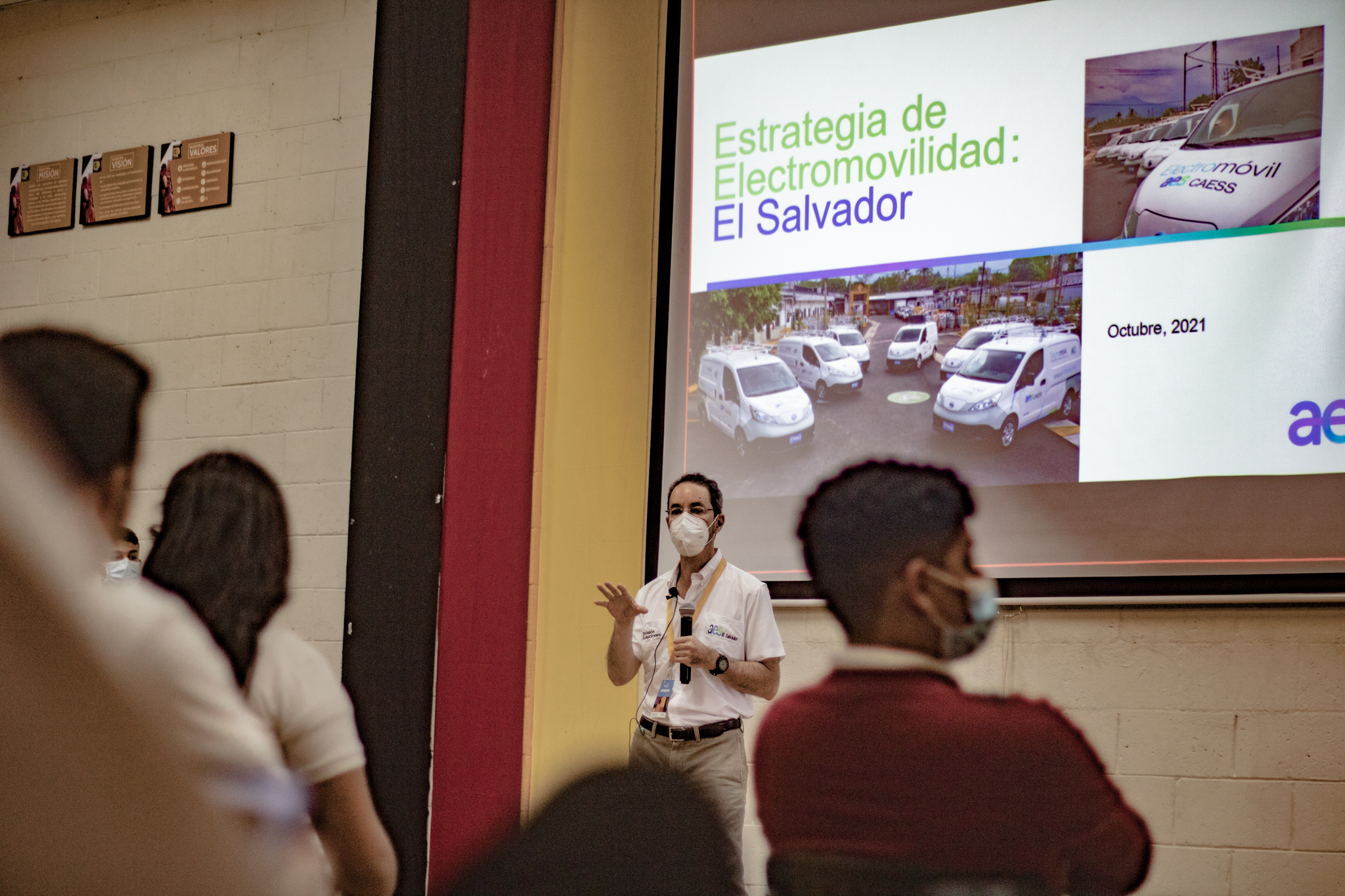 AES-El-Salvador-Electromovilidad-Ricaldone